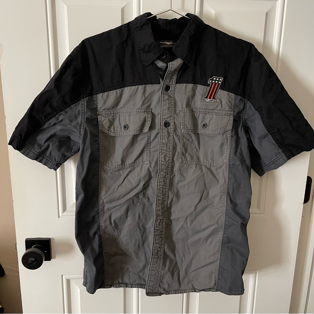 Vintage Y2K Harley Davidson Embroidered Double Pocket Button Up Shirt Size M